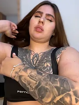 ValerieHilton live sex cam