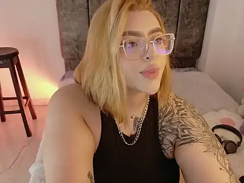 missevans's cam snapshot