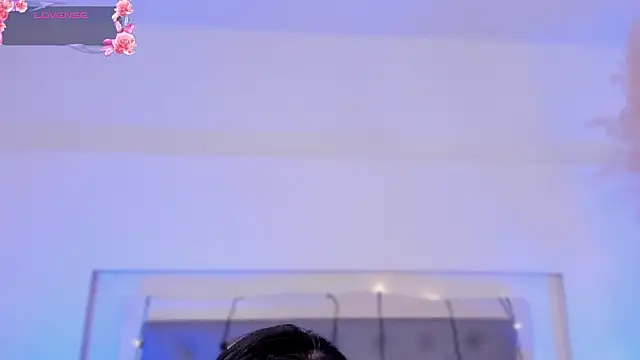 lea_walkerr's cam snapshot