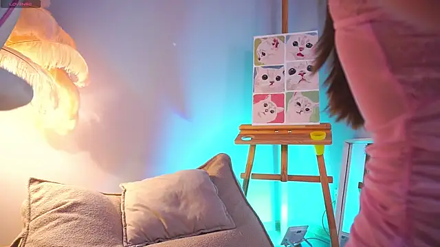 LureOfEva's cam snapshot