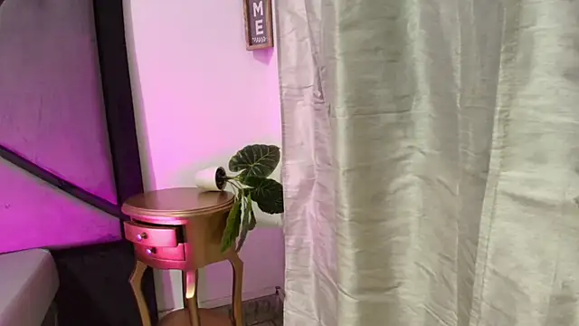 GabrielaDurann's cam snapshot