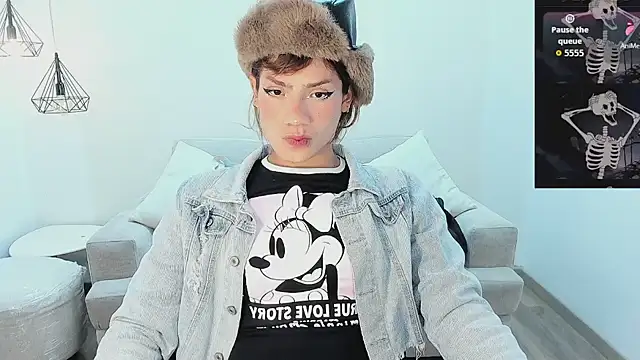 KassMonroe live sex cam