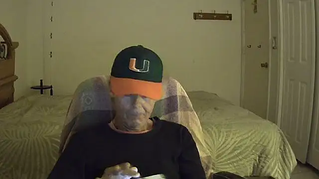 nakeedcowboi65's cam snapshot