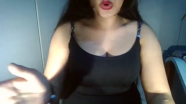 Yashika_Loves's cam snapshot