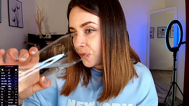 miss_seline's cam snapshot