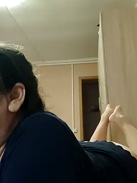 Zulfiya_Bruce's cam snapshot