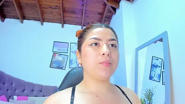 Gretta_Queen's cam snapshot