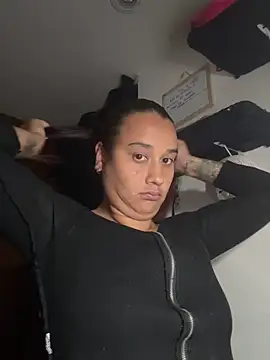 Cafeziitha02's cam snapshot