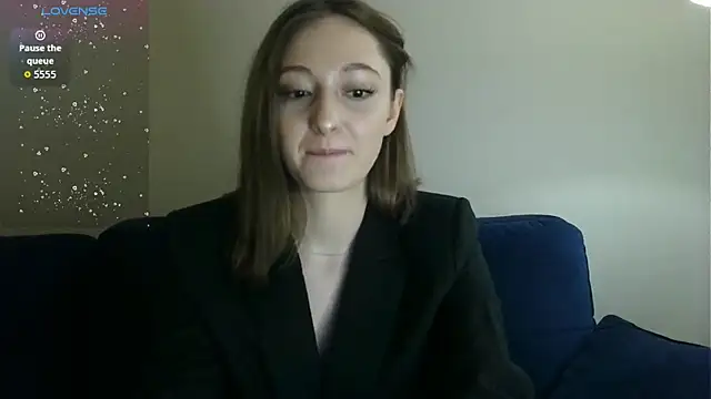 white_liillyy's cam snapshot