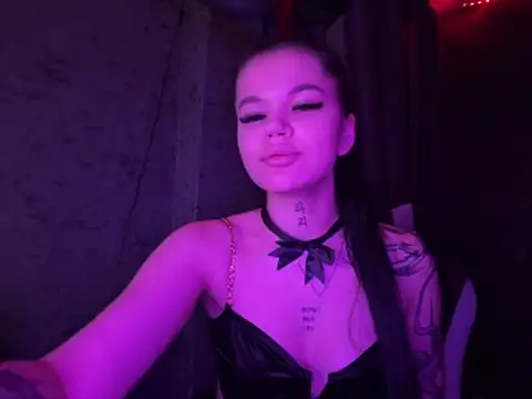 Kelliy_Moon live sex cam