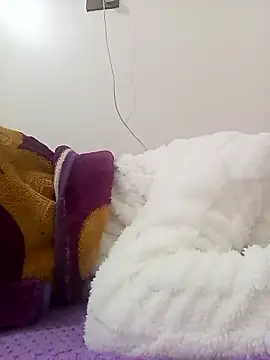 Sellena2's cam snapshot