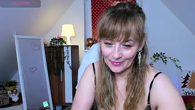 naughtymilane's cam snapshot