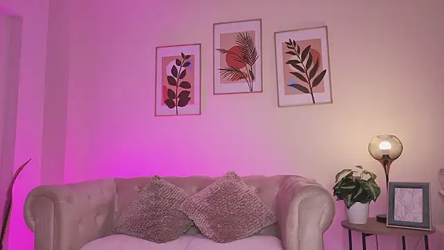 DahianaWalcott live sex cam