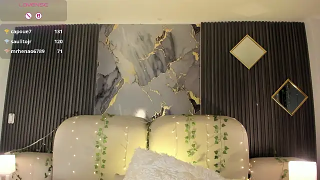 ShaniaDaniels's cam snapshot