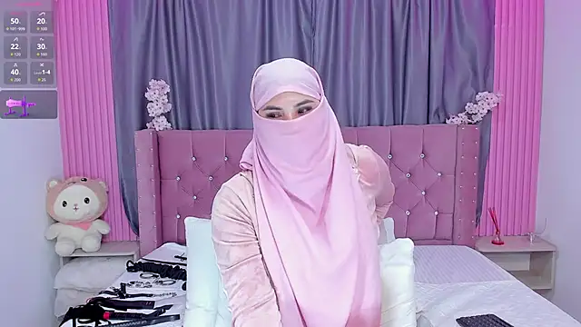 Nayla-Mouna's cam snapshot