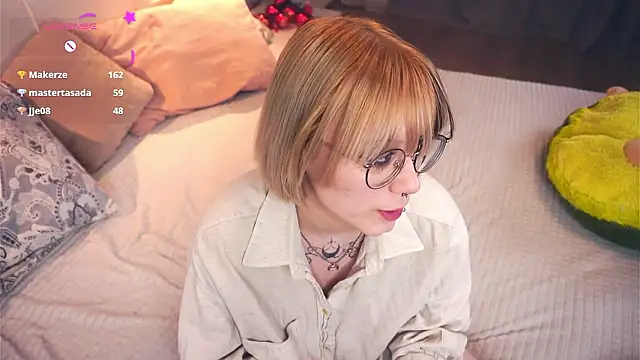 KellePourier's cam snapshot