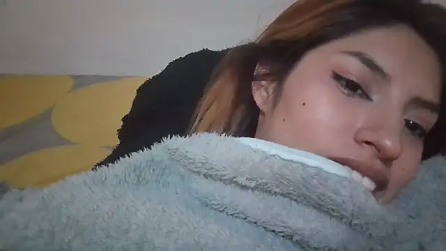 mindymiaw live sex cam