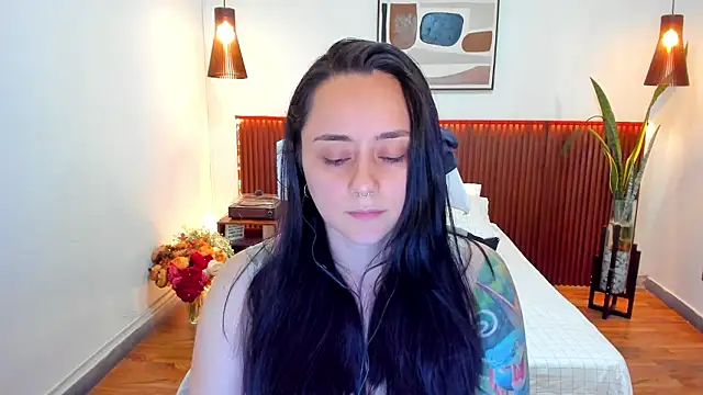 KatherineBond's cam snapshot