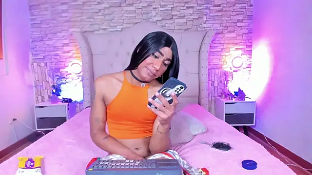 Lucia-sex live sex cam