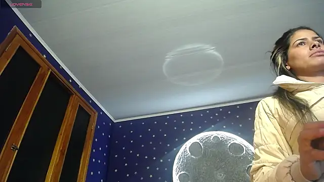 nairobi8's cam snapshot