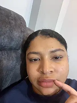 Dakota_Mars's cam snapshot