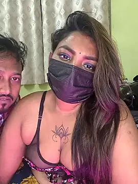 Trending_Couple live sex cam