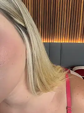 EmiilyAdams_ live sex cam