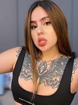 ValerieHilton live sex cam