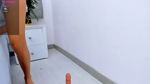 AriianaRousse's cam snapshot