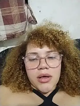 SirenRouge_69's cam snapshot