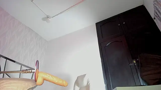 Victoriaa_millers live sex cam