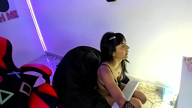 LauraBlush's cam snapshot