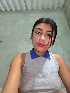 Sweed-virgin-pussy live sex cam