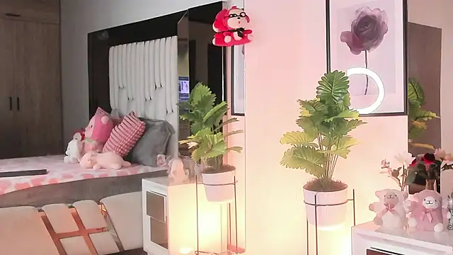 Kitty_Eliffe's cam snapshot