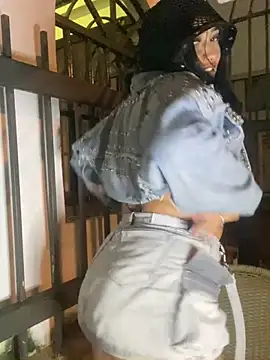 Georgia_Pink's cam snapshot