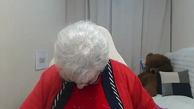 KayleSmoll live sex cam