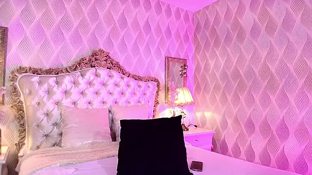 Bella_Smiith_'s cam snapshot