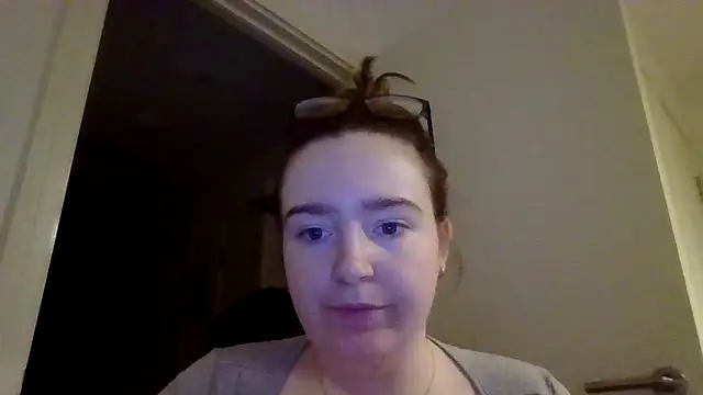 LavenderBrielle's cam snapshot