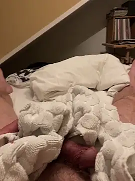 LivingLegend1978's cam snapshot