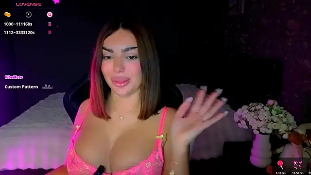 Ayla_Ray's cam snapshot