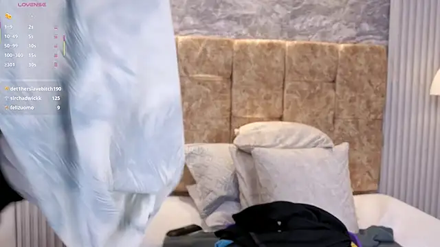 leilapons's cam snapshot