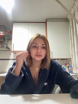 Noeliagglow live sex cam