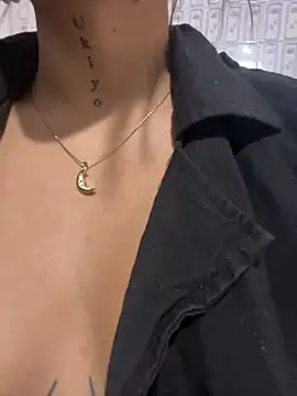 _Victoria_foxx_'s cam snapshot