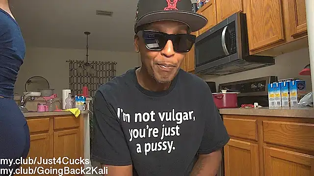 boomboomr00m's cam snapshot