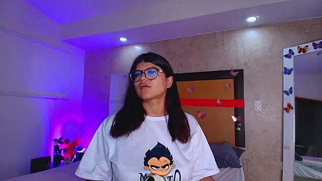 mialopez52's cam snapshot