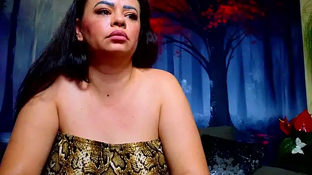 ElizabethEven's cam snapshot