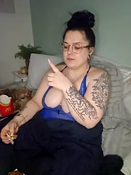 Saucy-Serenity's cam snapshot