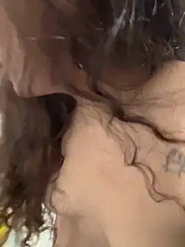 lana_rousse01's cam snapshot