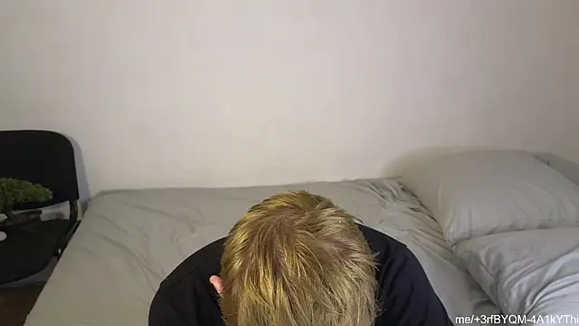 Julian_wins live sex cam