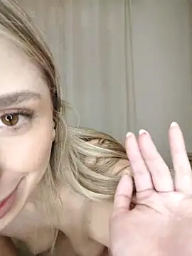 mikateen live sex cam